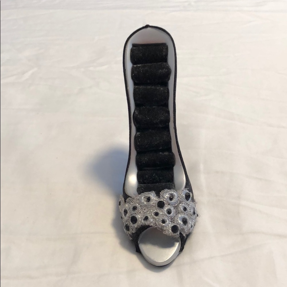 High heel ring holder